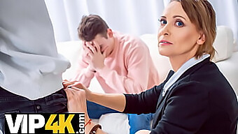 Zrelá Učiteľka Ponúka Svoju Chlpatú Kundičku V Tutor4k Na Vyrovnanie Dlhu